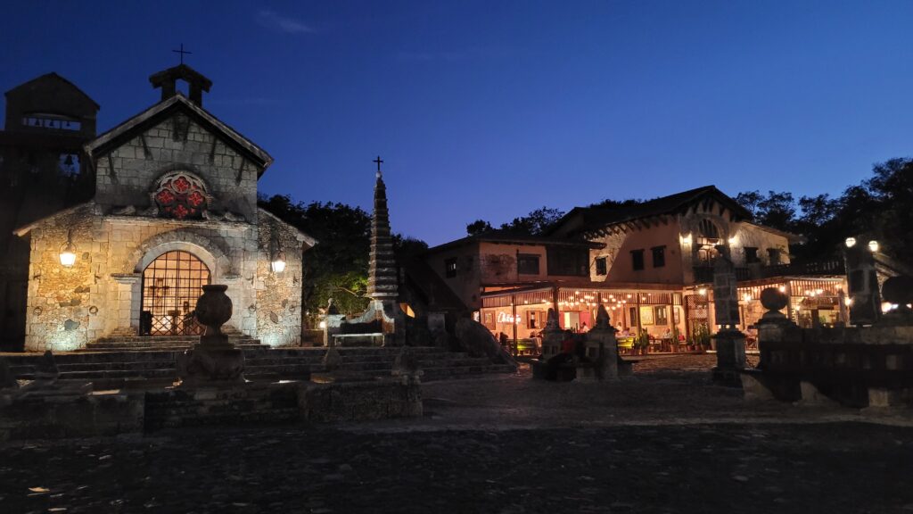 Altos de Chavon La Cantina Restaurant